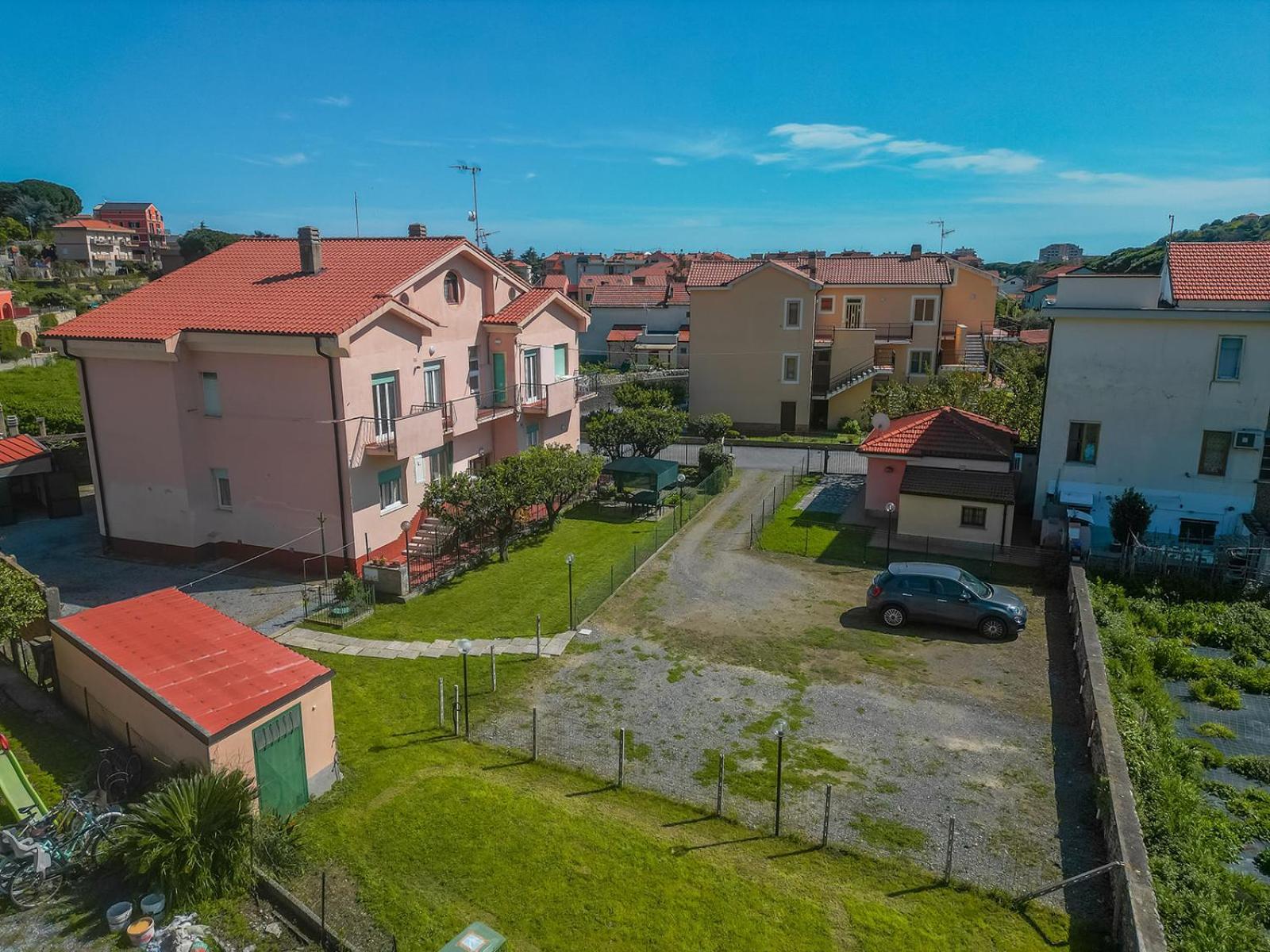 Casa Vacanze Ferrando Pietra Ligure Eksteriør billede