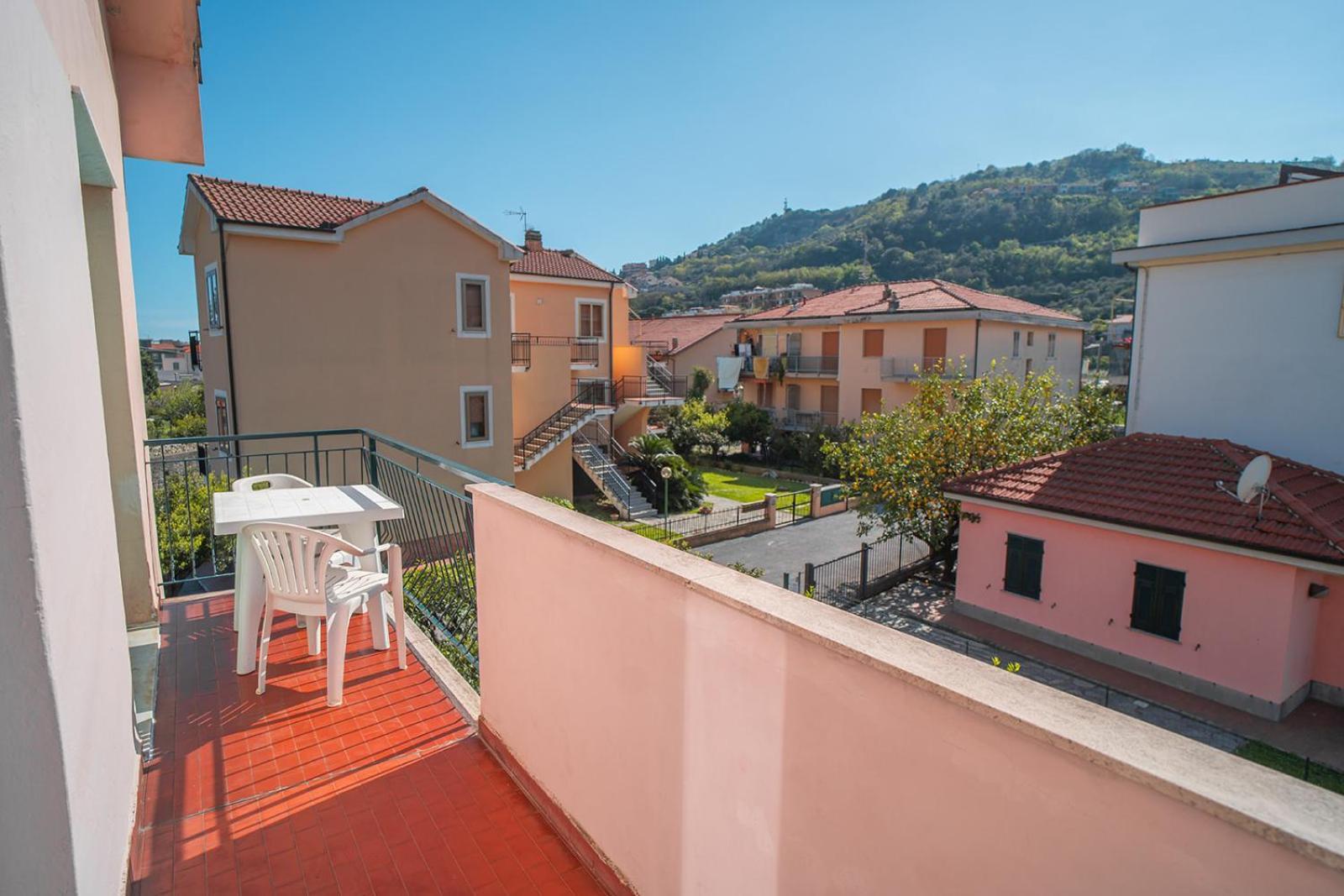 Casa Vacanze Ferrando Pietra Ligure Eksteriør billede
