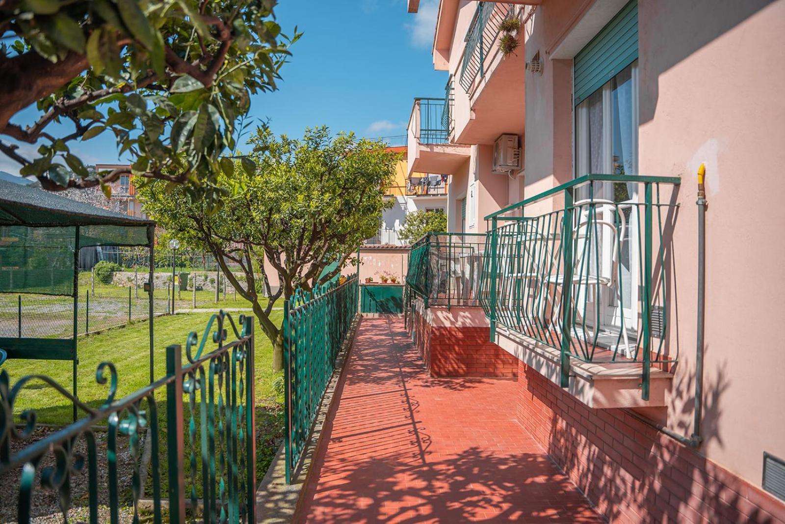 Casa Vacanze Ferrando Pietra Ligure Eksteriør billede