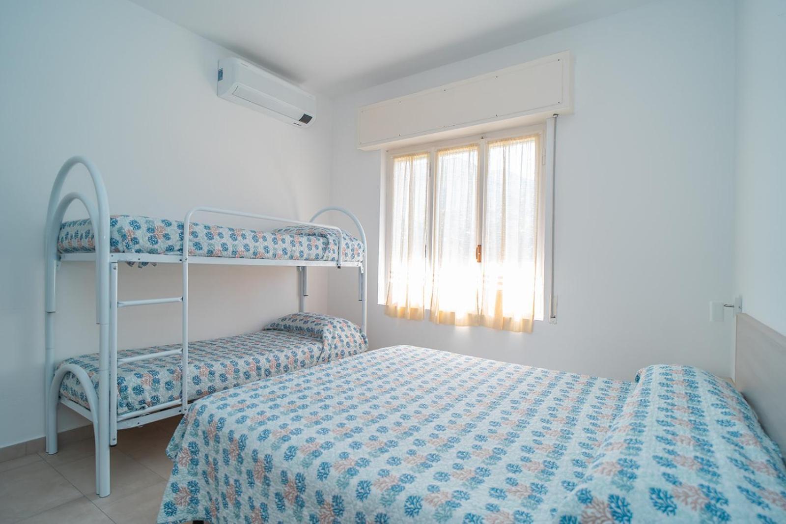 Casa Vacanze Ferrando Pietra Ligure Eksteriør billede